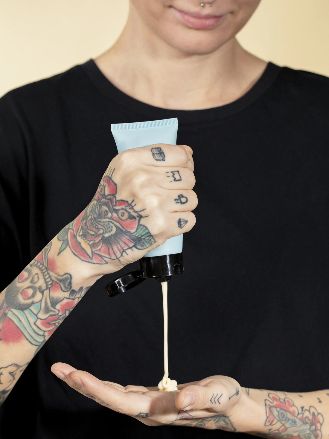 Pourquoi une crème tatouage est meilleure qu’un beurre pour la cicatrisation ?